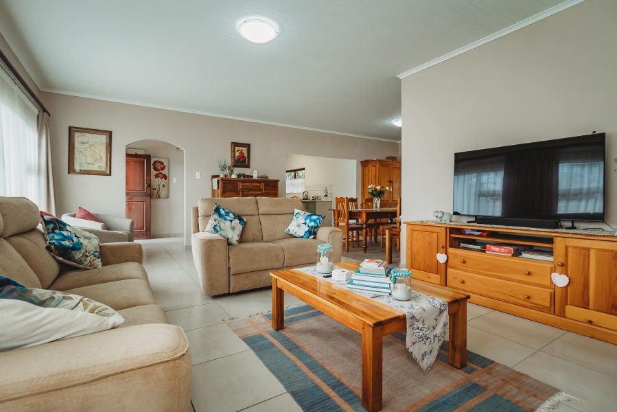 3 Bedroom Property for Sale in Denver Park Western Cape